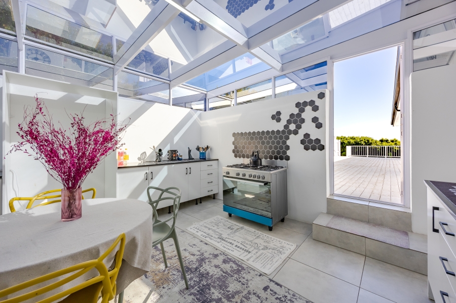 5 Bedroom Property for Sale in Milnerton Central Western Cape